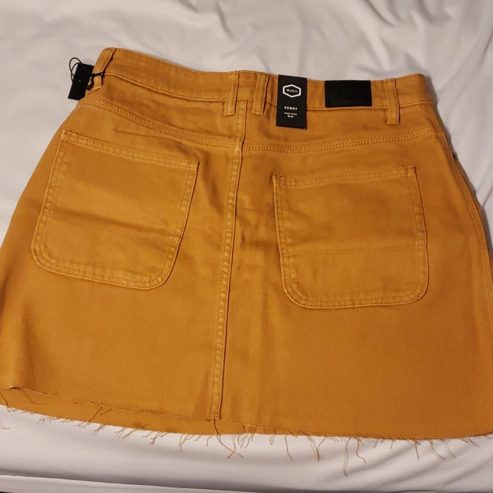 High Rise Mini Skirt - Picture 5 of 5